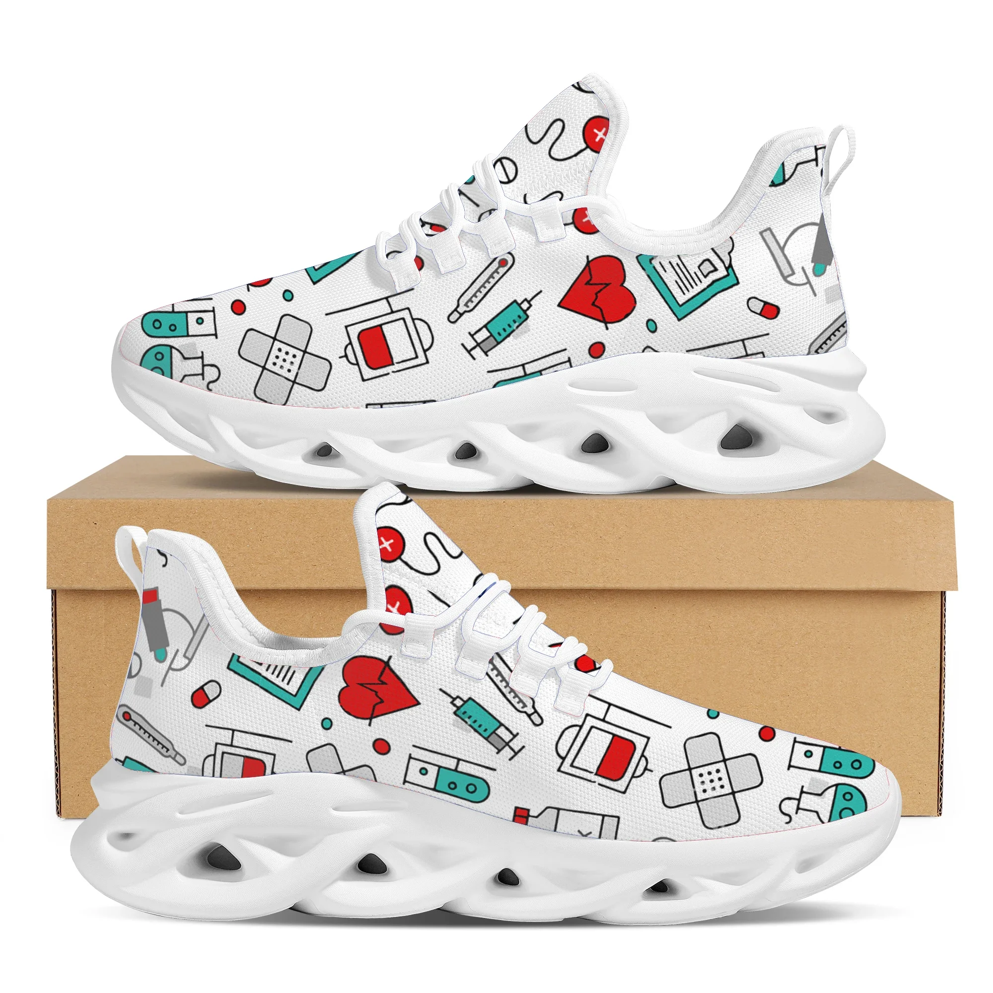Bonitos zapatos de enfermería  - Sneaker Career reseña y precio
